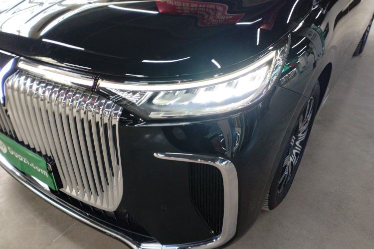 Used VOYAH Dream 2025 EV Four-Wheel Drive Flagship Kunpeng Edition Left Front Headlight