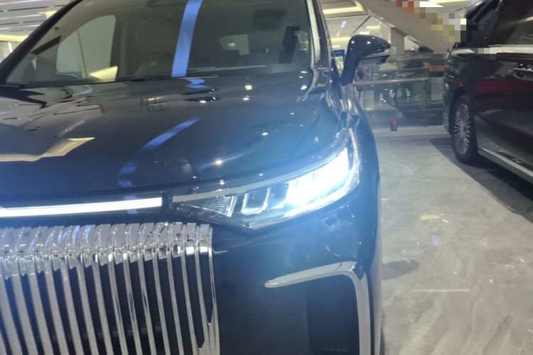Used VOYAH Dream 2025 PHEV Four-Wheel Drive Excellence Qiankun Edition Left Front Headlight