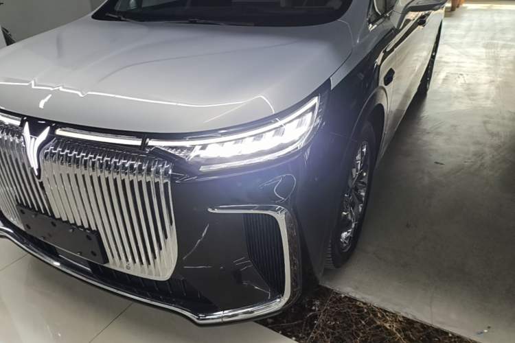 Used VOYAH Dream 2025 EV Four-Wheel-Drive Flagship Qiankun Version Left Front Headlight