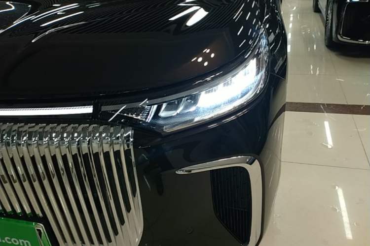 Used VOYAH Dream 2025 PHEV Four-Wheel Drive Prestige Kunpeng Edition Left Front Headlight