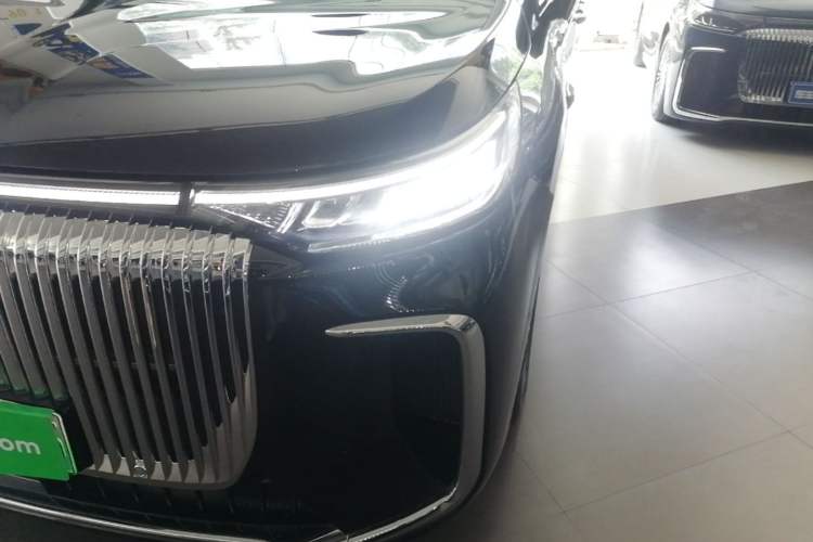 Used VOYAH Dream 2025 PHEV Four-Wheel Drive Prestige Qiankun Edition Left Front Headlight