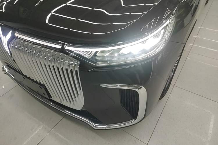 Used VOYAH Dream 2025 PHEV Four-Wheel Drive Prestige Kunpeng Edition Left Front Headlight