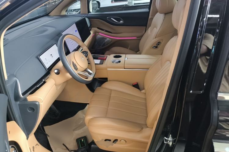 Used VOYAH Dream 2025 PHEV Four-Wheel-Drive Flagship Kunpeng Edition Left Front Seat