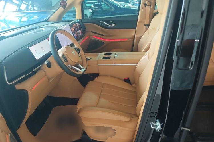 Used VOYAH Dream 2025 PHEV Four-Wheel Drive Prestige Kunpeng Edition Left Front Seat