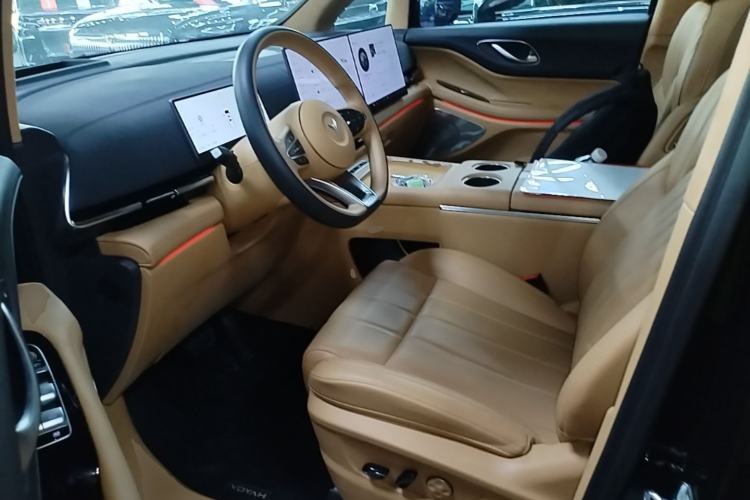 Used VOYAH Dream 2025 PHEV Four-Wheel-Drive Flagship Kunpeng Edition Left Front Seat