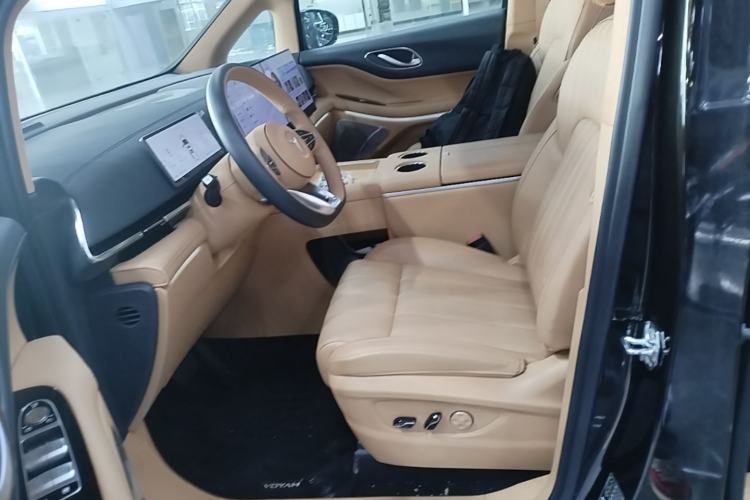 Used VOYAH Dream 2025 PHEV Four-Wheel-Drive Flagship Kunpeng Edition Left Front Seat