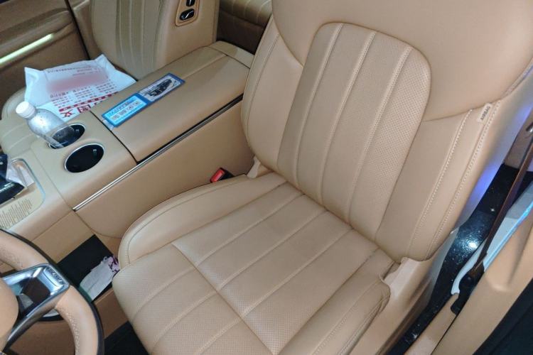 Used VOYAH Dream 2025 PHEV Four-Wheel Drive Prestige Kunpeng Edition Left Front Seat