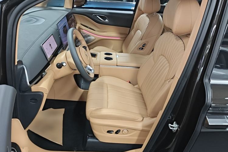 Used VOYAH Dream 2025 PHEV Four-Wheel-Drive Flagship Kunpeng Edition Left Front Seat