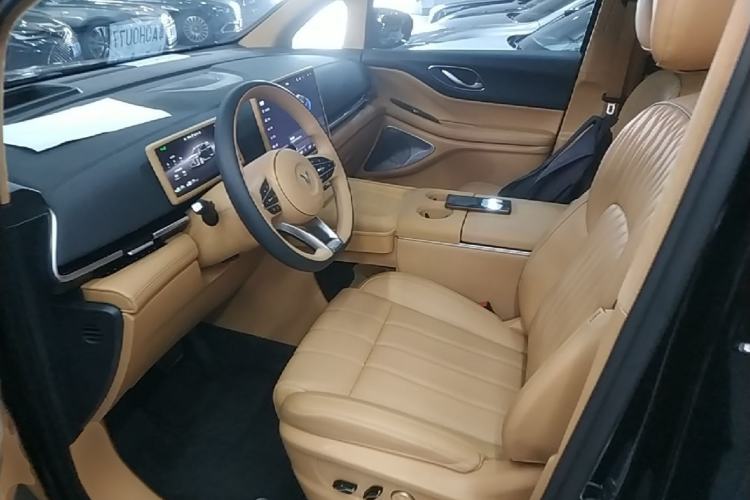 Used VOYAH Dream 2025 PHEV Four-Wheel-Drive Flagship Version – Qiankun Edition Left Front Seat