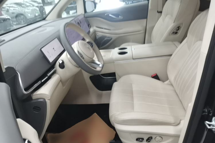 Used VOYAH Dream 2025 PHEV Four-Wheel-Drive Flagship Kunpeng Edition Left Front Seat