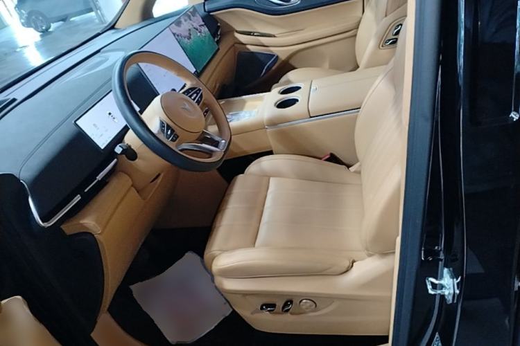 Used VOYAH Dream 2025 PHEV Four-Wheel-Drive Flagship Kunpeng Edition Left Front Seat