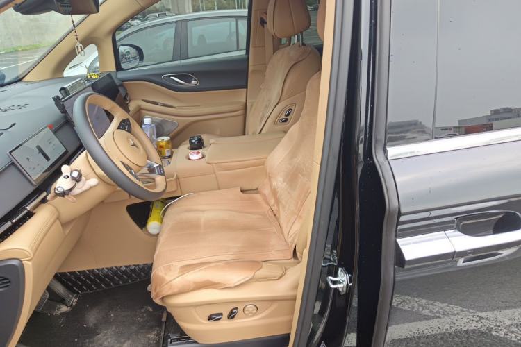 Used VOYAH Dream 2025 PHEV Four-Wheel Drive Prestige Kunpeng Edition Left Front Seat