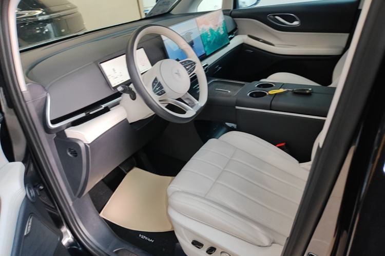 Used VOYAH Dream 2025 PHEV Four-Wheel Drive Excellence Kunpeng Edition Left Front Seat