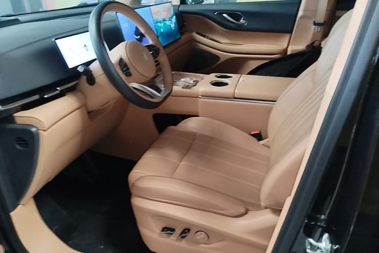 Used VOYAH Dream 2025 PHEV Four-Wheel-Drive Flagship Kunpeng Edition Left Front Seat