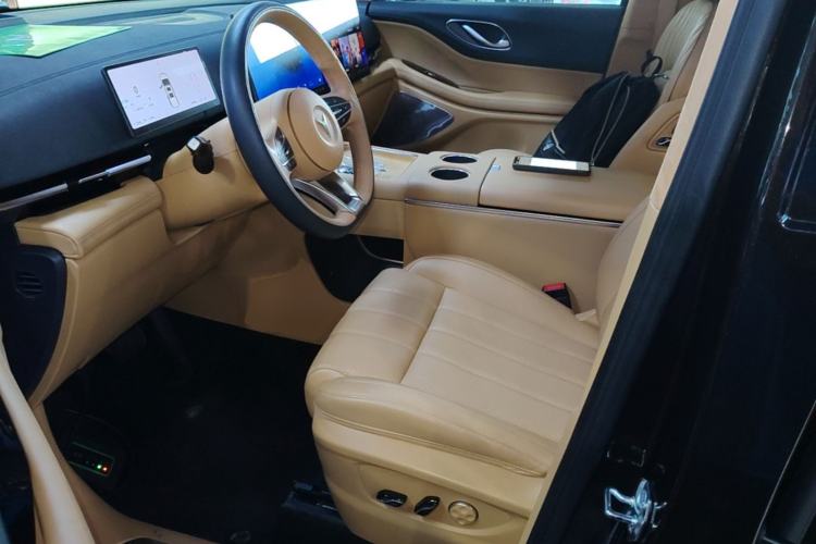 Used VOYAH Dream 2025 PHEV Four-Wheel-Drive Flagship Kunpeng Edition Left Front Seat