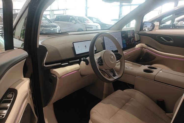 Used VOYAH Dream 2025 PHEV Four-Wheel Drive Prestige Kunpeng Edition Left Front Seat