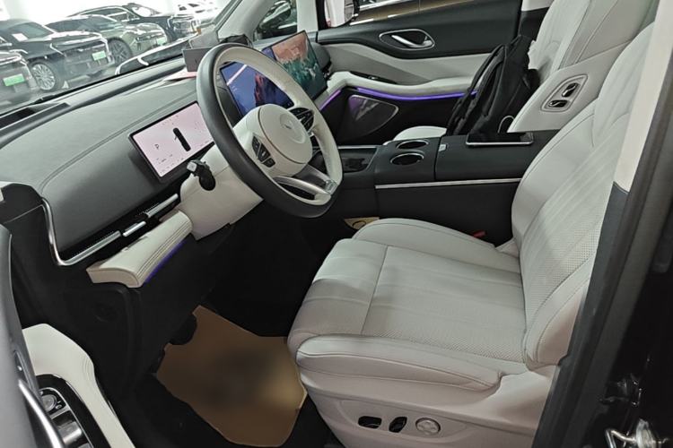 Used VOYAH Dream 2025 PHEV Four-Wheel-Drive Flagship Kunpeng Edition Left Front Seat