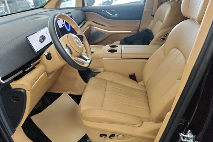Used VOYAH Dream 2025 PHEV Four-Wheel Drive Prestige Qiankun Edition Left Front Seat