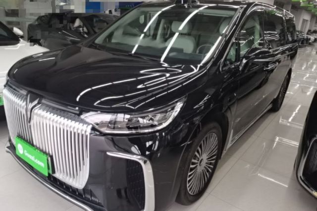 Used VOYAH Dream 2025 PHEV Four-Wheel Drive Prestige Qiankun Edition