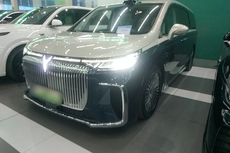 Used VOYAH Dream 2025 PHEV Four-Wheel-Drive Flagship Version – Qiankun Edition Guazi used car, China used car export, Used car for sale, Used VOYAH cars, Cheapest cars for sale