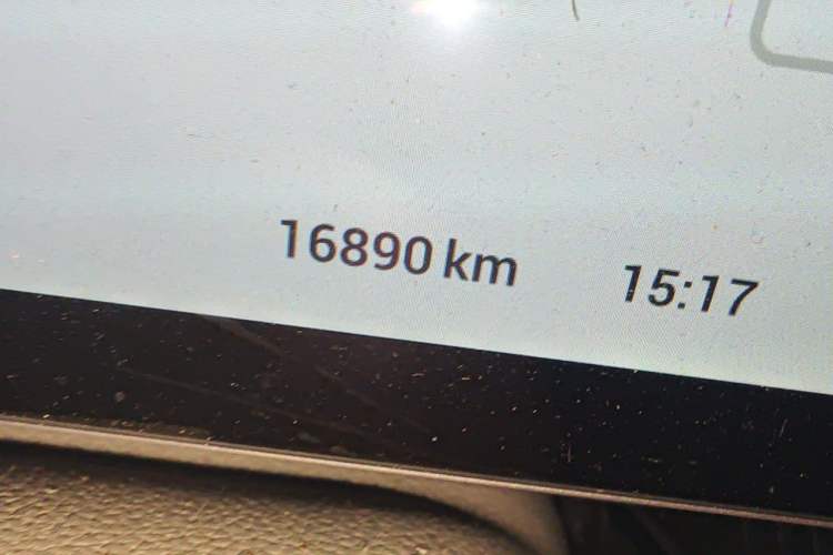 Used VOYAH Dream 2025 PHEV Four-Wheel Drive Excellence Kunpeng Edition Odometer Close Up