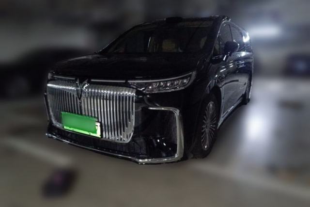Used VOYAH Dream 2025 PHEV Four-Wheel Drive Prestige Kunpeng Edition