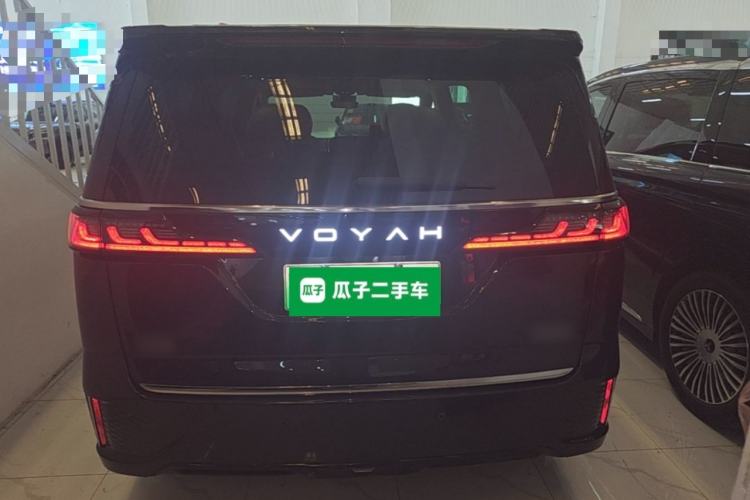 Used VOYAH Dream 2025 PHEV Four-Wheel-Drive Flagship Kunpeng Edition Rear