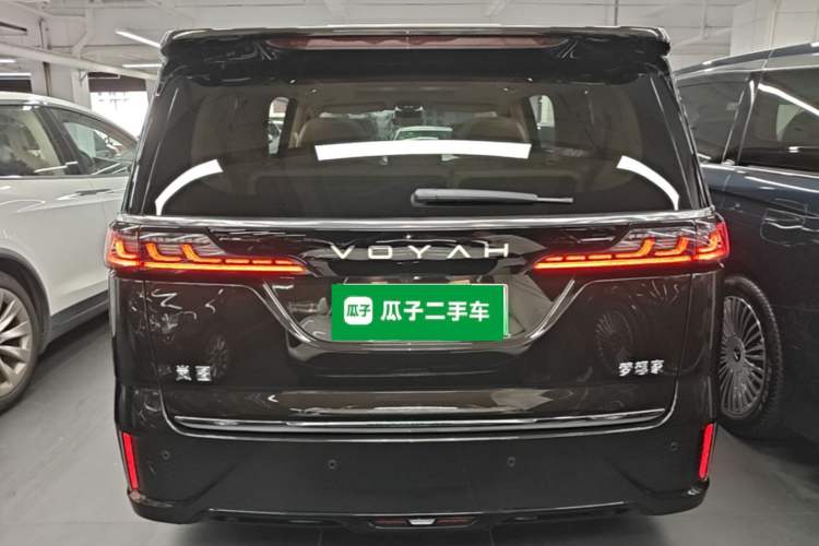 Used VOYAH Dream 2025 PHEV Four-Wheel-Drive Flagship Kunpeng Edition Rear