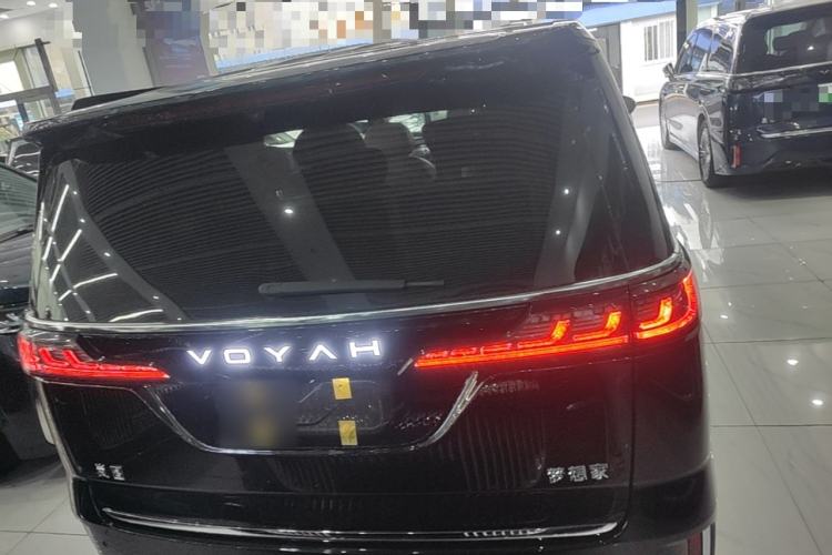 Used VOYAH Dream 2025 PHEV Four-Wheel Drive Excellence Qiankun Edition Rear
