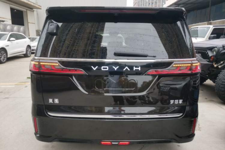Used VOYAH Dream 2025 PHEV Four-Wheel Drive Prestige Qiankun Edition Rear