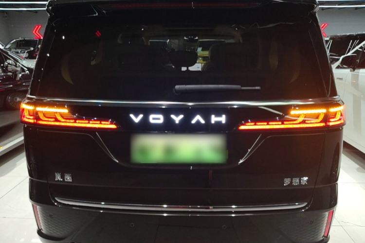 Used VOYAH Dream 2025 PHEV Four-Wheel-Drive Flagship Kunpeng Edition Rear