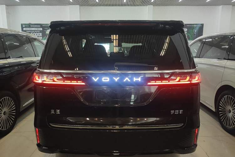 Used VOYAH Dream 2025 PHEV Four-Wheel Drive Prestige Kunpeng Edition Rear