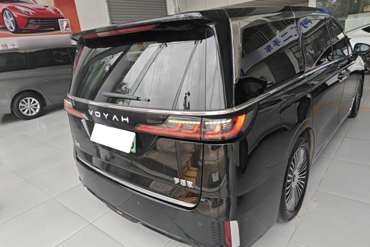 Used VOYAH Dream 2025 PHEV Four-Wheel-Drive Flagship Kunpeng Edition Rear