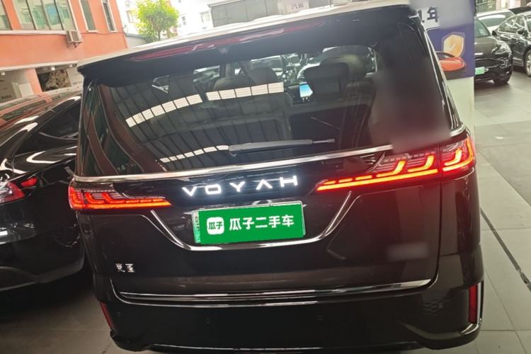 Used VOYAH Dream 2025 EV Four-Wheel-Drive Flagship Qiankun Version Rear