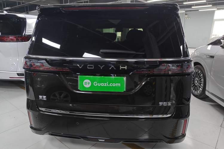 Used VOYAH Dream 2025 PHEV Four-Wheel-Drive Flagship Kunpeng Edition Rear