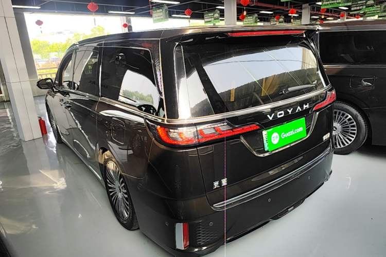Used VOYAH Dream 2025 PHEV Four-Wheel-Drive Flagship Kunpeng Edition Rear Left 45 Deg