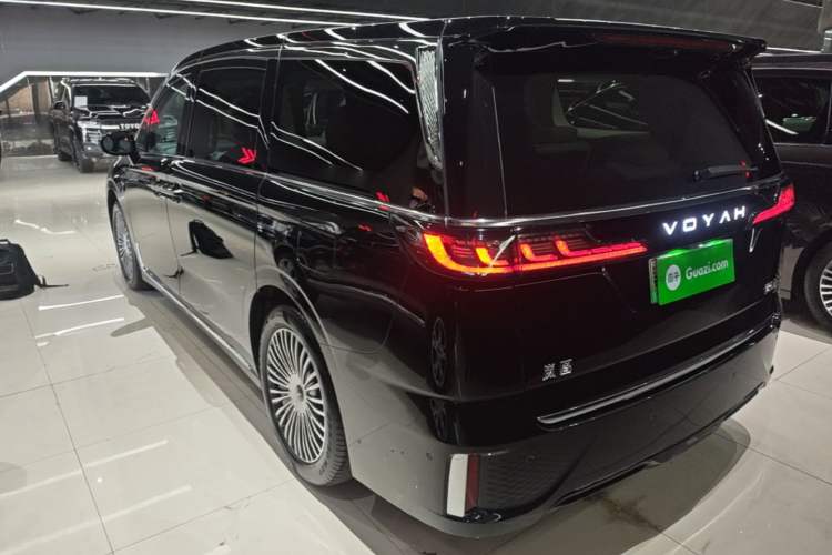 Used VOYAH Dream 2025 PHEV Four-Wheel Drive Prestige Qiankun Edition Rear Left 45 Deg
