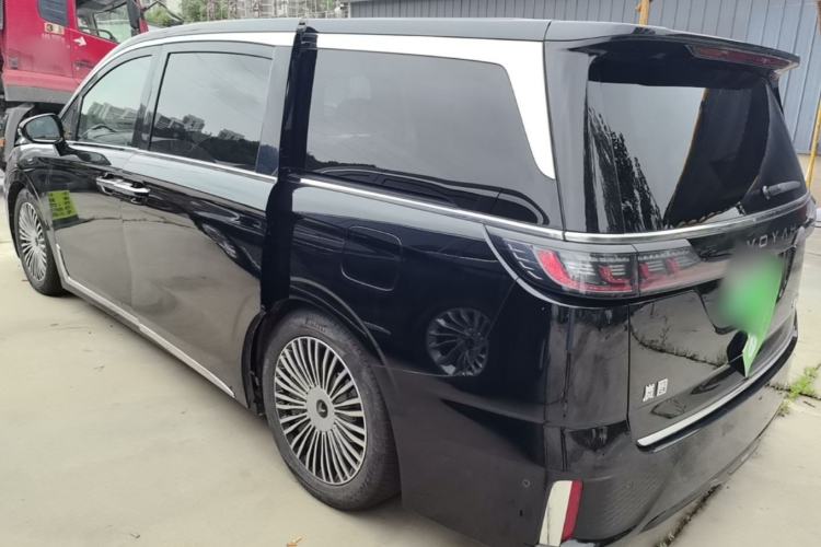 Used VOYAH Dream 2025 PHEV Four-Wheel-Drive Flagship Kunpeng Edition Rear Left 45 Deg