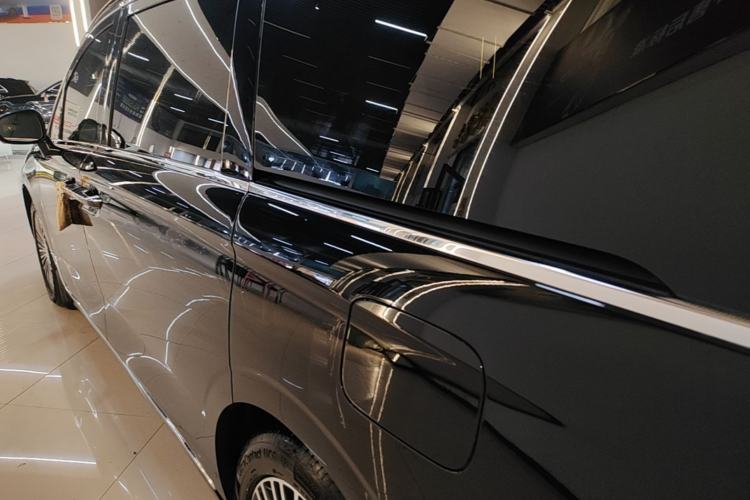 Used VOYAH Dream 2025 PHEV Four-Wheel Drive Excellence Kunpeng Edition Rear Left 45 Deg