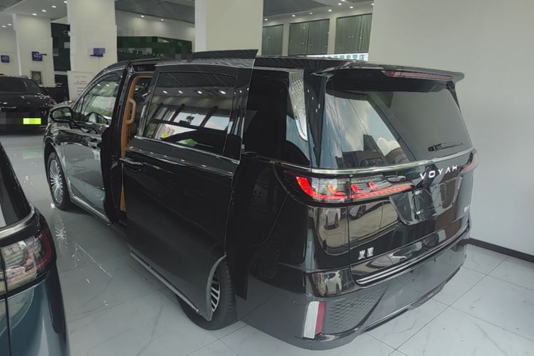 Used VOYAH Dream 2025 PHEV Four-Wheel-Drive Flagship Kunpeng Edition Rear Left 45 Deg