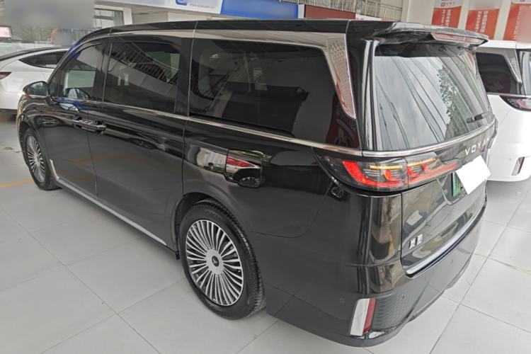 Used VOYAH Dream 2025 PHEV Four-Wheel-Drive Flagship Kunpeng Edition Rear Left 45 Deg