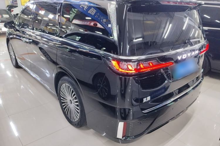 Used VOYAH Dream 2025 PHEV Four-Wheel Drive Excellence Kunpeng Edition Rear Left 45 Deg