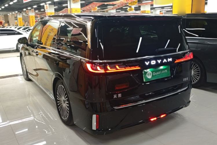 Used VOYAH Dream 2025 PHEV Four-Wheel-Drive Flagship Kunpeng Edition Rear Left 45 Deg