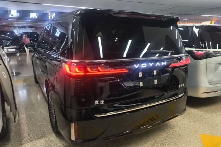 Used VOYAH Dream 2025 PHEV Four-Wheel Drive Prestige Kunpeng Edition Rear Left 45 Deg