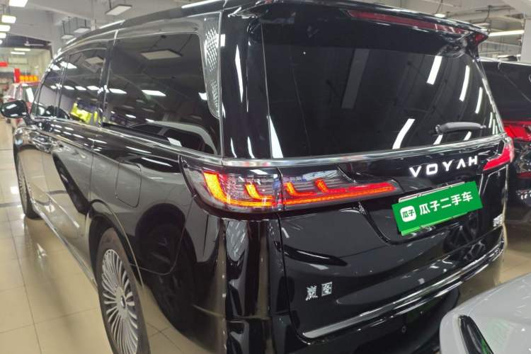 Used VOYAH Dream 2025 PHEV Four-Wheel Drive Excellence Kunpeng Edition Rear Left 45 Deg