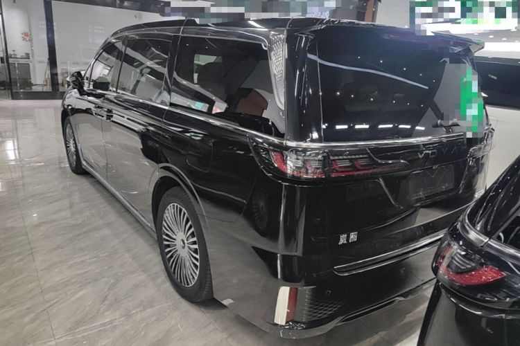 Used VOYAH Dream 2025 PHEV Four-Wheel Drive Excellence Qiankun Edition Rear Left 45 Deg