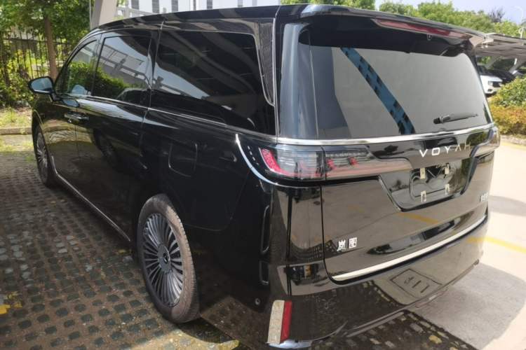 Used VOYAH Dream 2025 PHEV Four-Wheel Drive Prestige Qiankun Edition Rear Left 45 Deg