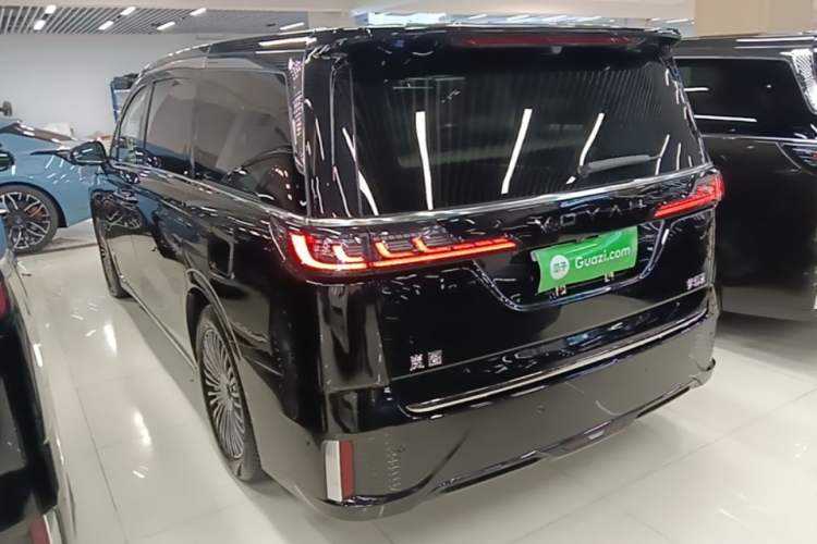 Used VOYAH Dream 2025 PHEV Four-Wheel Drive Prestige Qiankun Edition Rear Left 45 Deg