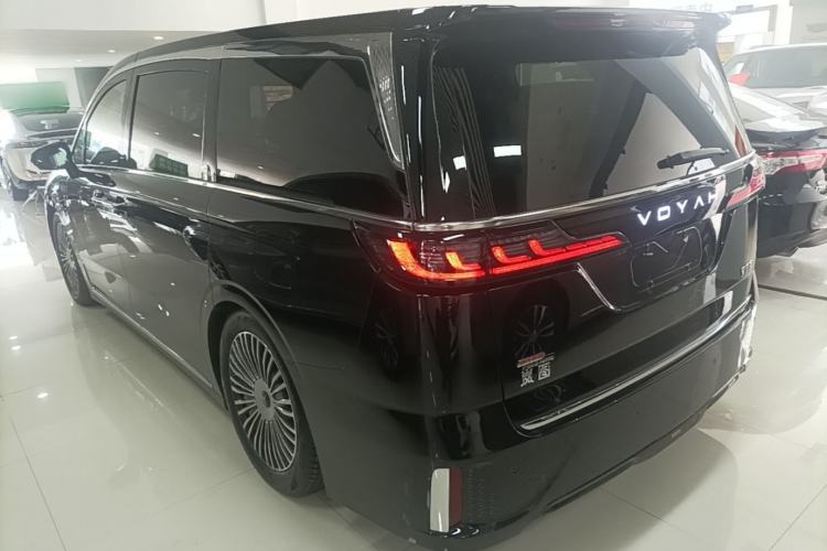 Used VOYAH Dream 2025 PHEV Four-Wheel-Drive Flagship Kunpeng Edition Rear Left 45 Deg