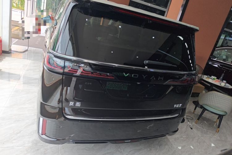Used VOYAH Dream 2025 EV Four-Wheel-Drive Flagship Qiankun Version Rear